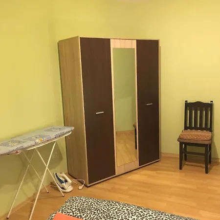 Spacious 2 Bedroom Near The City Center Апартаменты София